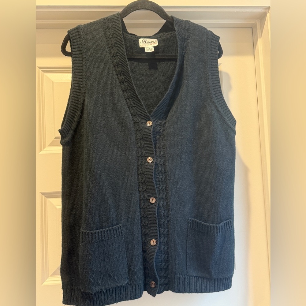 Royal Sport Dark Green Knit Vest‎